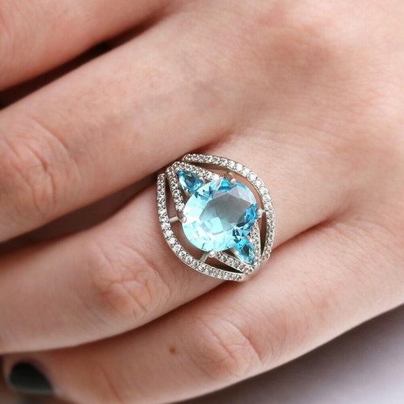 Jewelry - Elegant Stamped 925 Silver Aquamarine Ring